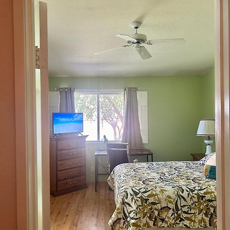 Vineyard Vista Suite With Tv And Private Bathroom Hemet Ngoại thất bức ảnh