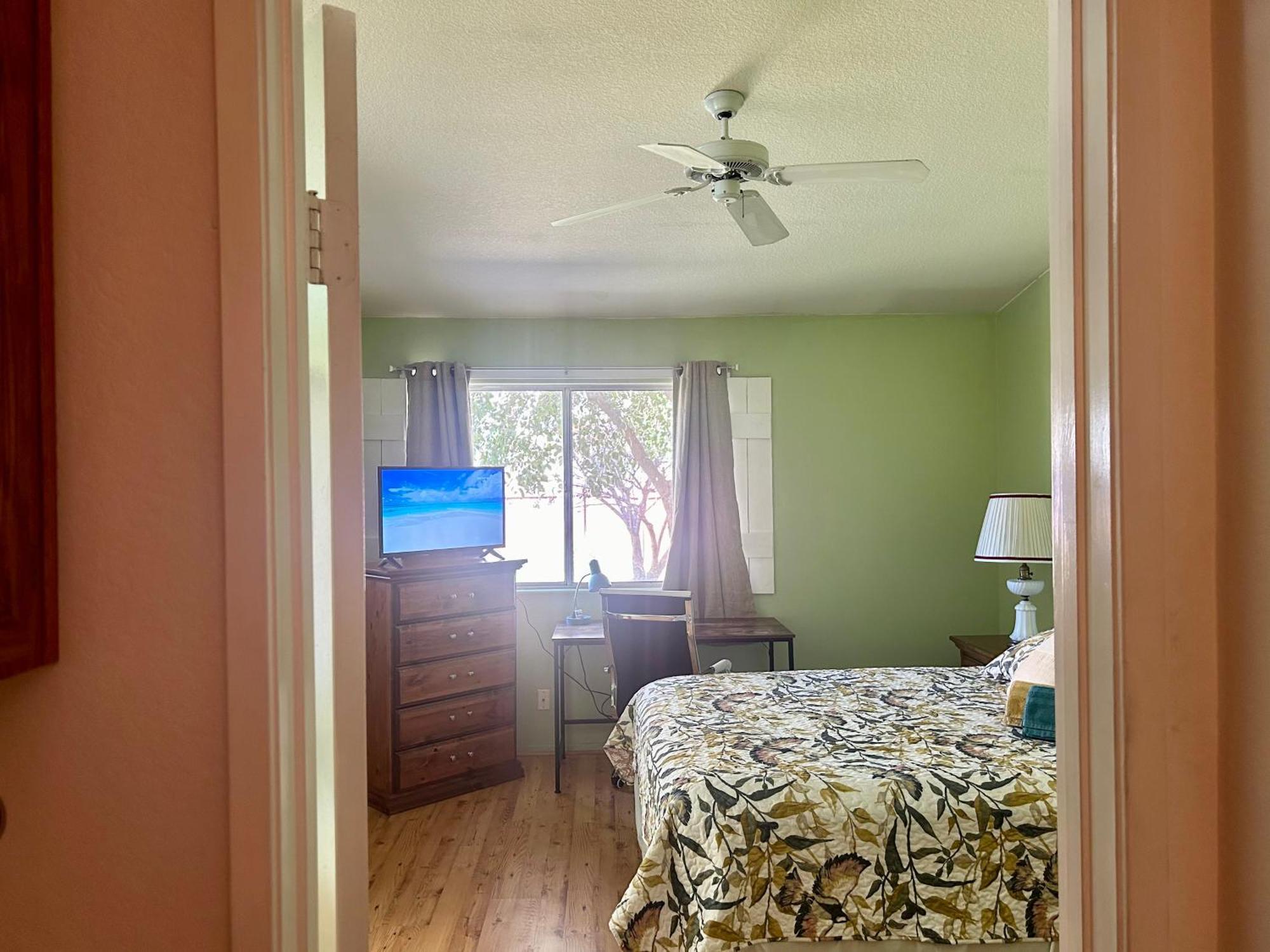 Vineyard Vista Suite With Tv And Private Bathroom Hemet Ngoại thất bức ảnh